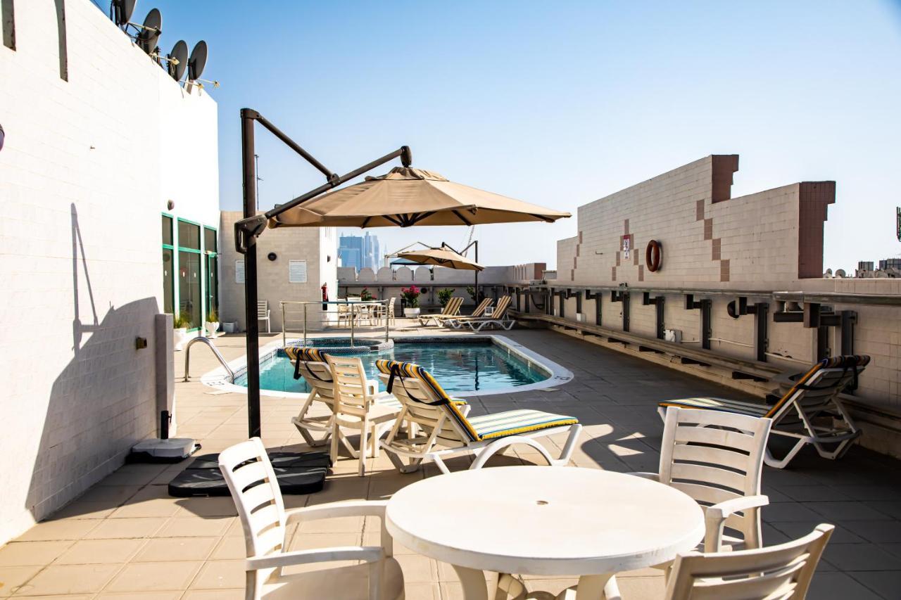 Wescott Pearl Hotel Apartments Dubai Exterior foto