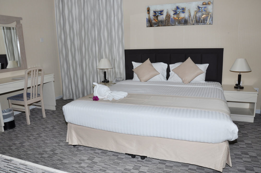 Wescott Pearl Hotel Apartments Dubai Exterior foto